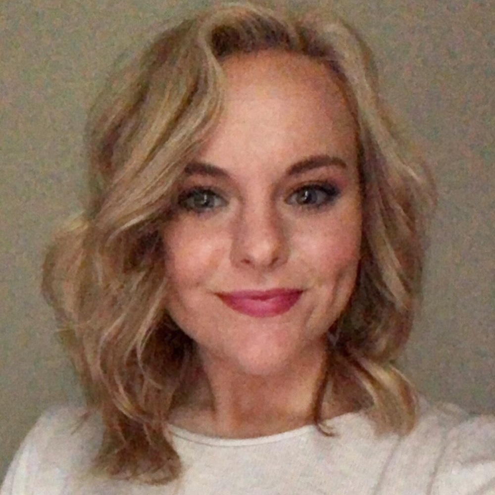 Meet your Posher, Caitie